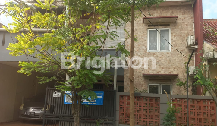 RUMAH 2 LANTAI SIAP HUNI DEKAT UNIVERSITAS PAMULANG - AKSES JALAN LEBAR, HARGA TERJANGKAU RUMAH 2 LANTAI SIAP HUNI DEKAT UNIVERSITAS PAMULANG - AKSES JALAN LEBAR, HARGA TERJANGKAU