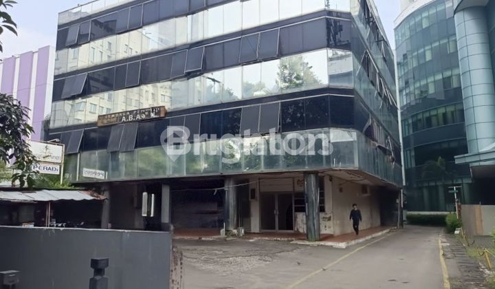 GEDUNG 4 LANTAI - DEKAT TOL & KRL - SHM GEDUNG 4 LANTAI - DEKAT TOL & KRL - SHM