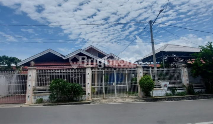 STRATEGIC READY-TO-OCCUPY HOUSE IN THE HEART OF PALU - FULLY FURNISHED STRATEGIC READY-TO-OCCUPY HOUSE IN THE HEART OF PALU - FULLY FURNISHED