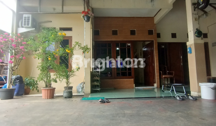 Rumah Baru Renovasi - Strategis ! Dekat Universitas UIN, Pondok Cabe, Cinere, Depok