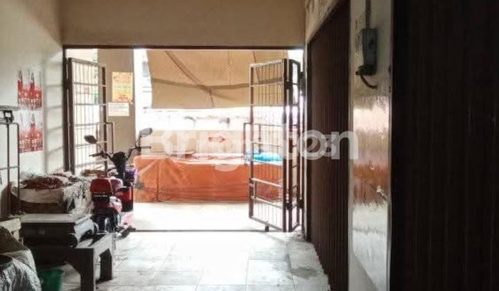 PLOT IN MUNTILAN MARKET