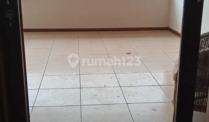 Dijual Rumah Nyaman Siap Huni di Setra Duta Bandung Hunian Nyaman dan Lokasi Strategis Akses Mudah Lingkungan Aman dan Tenang 2