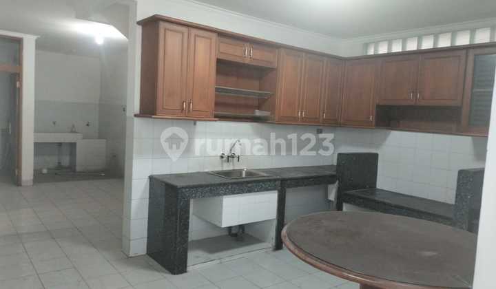 Disewakan Rumah 1,5 Lantai Semi Furnished di Dadali Bandung Hunian Asri dan Nyaman Lokasi Streegis Akses Mudah 2