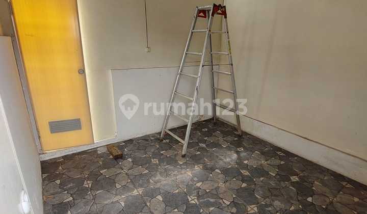 For Sale Ready-to-Occupy House in Taman Kopo Indah (Tki) 5 Springville Bandung Comfortable and Safe Residence Strategic Location 2