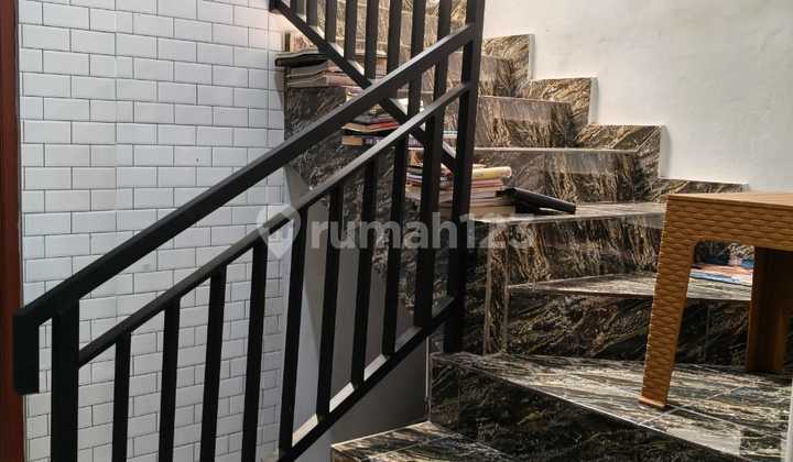 DISEWAKAN RUMAH 2 LANTAI LOKASI KOMPLEK GRAND IMPERIAL BOJONGSOANG