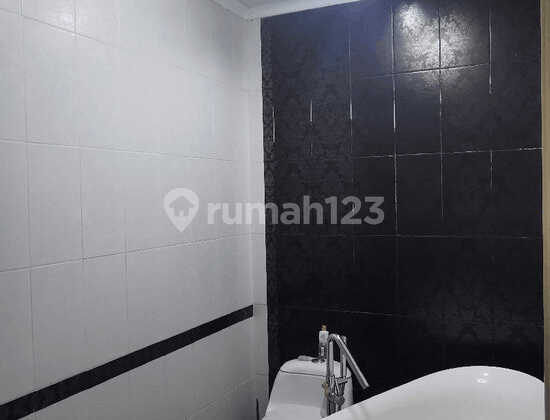 Rumah Nyaman dan Lingkungan Asri Cluster di Alam Sutera 2