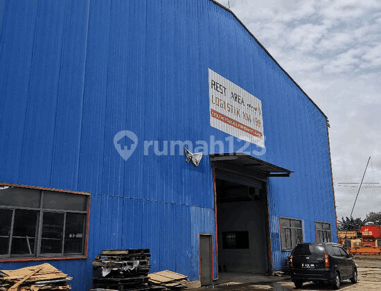 Large Warehouse on the Side of Bekasi Toll Road, West Java