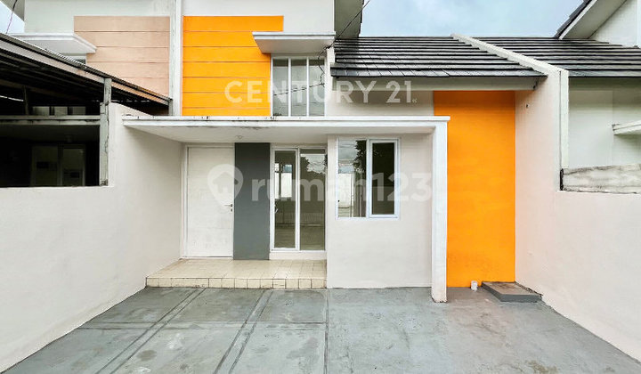 Strategic House Suitable for Residence or Business in Parung Panjang 2