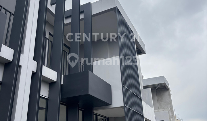 Ruko Baru Hadap Boulevard 3 Lantai Di Maruya Jakarta Barat