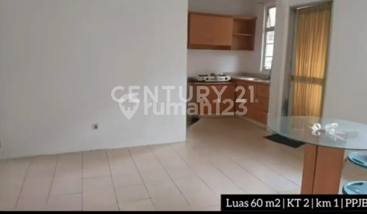 Affordable Green Garden Town House Lippo Karawaci Upper Level Unit Position 2