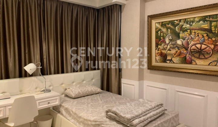 Apartment  Executive  /Mewah St. Moritz .Lippo Mall Puri  2