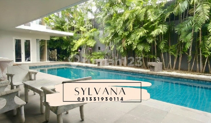 Home With Pool At West Surabaya Close To Pakuwonmall Ciputraworld 2