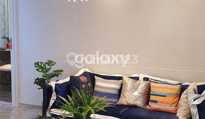 Private Elevator Apartment La Riz Connected to Pakuwon Mall 2