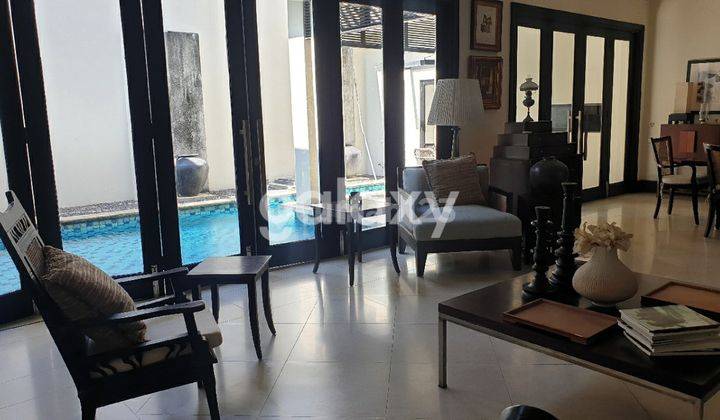 House in Graha Famili with Swimming Pool Near to Pakuwon Mall 2
