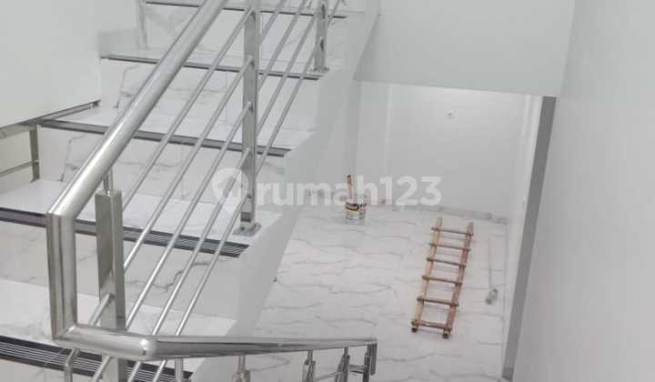 Rumah Shm Bagus Baru Renov 2