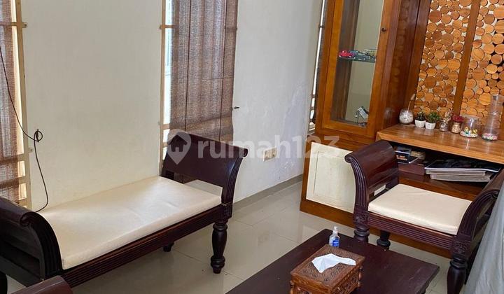 Dijual Rumah Kebraon Hook 1,1 M Dijual Rumah Kebraon Hook 1,1 M