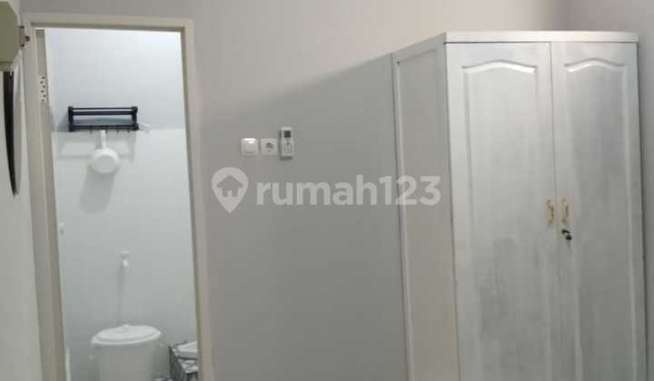 Di Jual Kos-kosan Dan Rumah Tinggal Di Mampang Jakarta Selatan