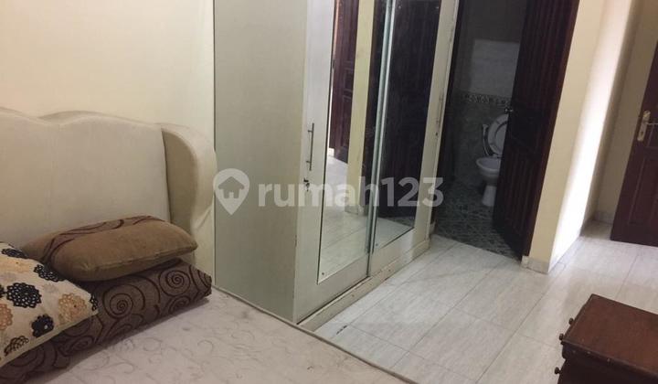 Quick Sale: 2-Story Hook House in Joglo, West Jakarta. 2