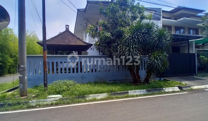 Disewakan Rumah 2 Lantai Di Pondok Indah Jakarta Selatan