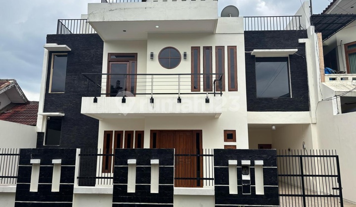 Disewakan Rumah 2 Lantai Siap Huni Di Duren Tiga Jakarta Selatan