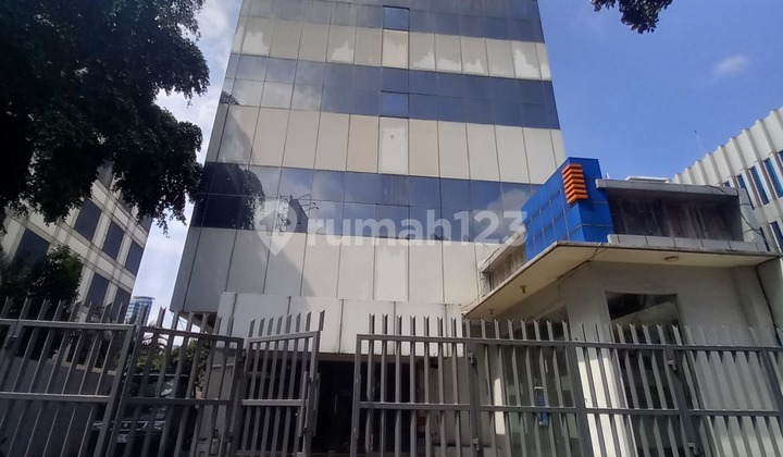 For rent: 5-story building in Mampang, South Jakarta. For rent: 5-story building in Mampang, South Jakarta.
