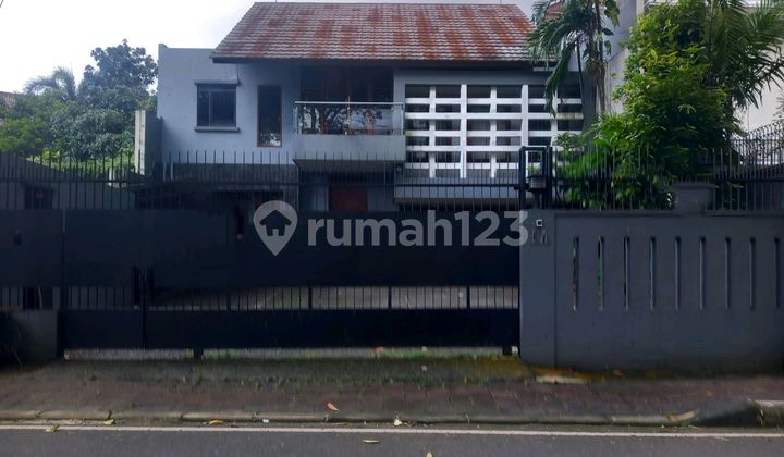 2-Story Ready-to-Occupy House in Menteng, Central Jakarta