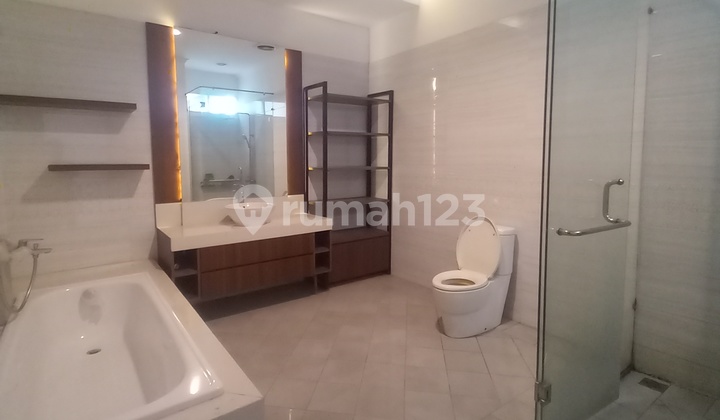 For Rent House In Menteng Central Jakarta.