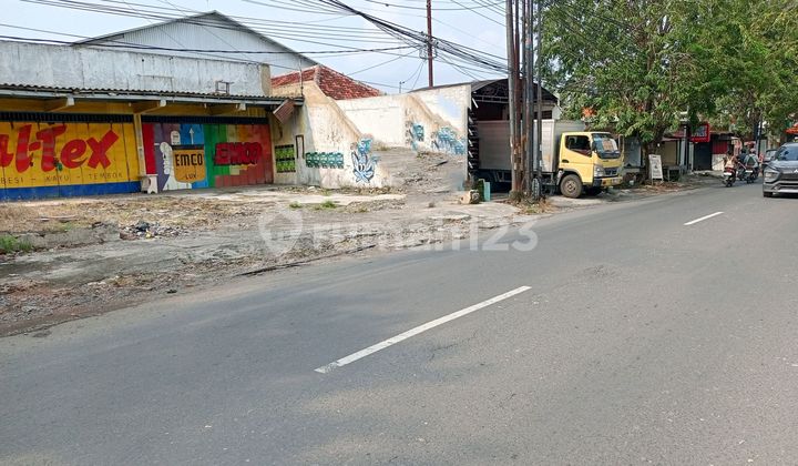 Rumah Hitung Tanah # Ex Toko Bangunan # Lokasi Jalan Raya 2