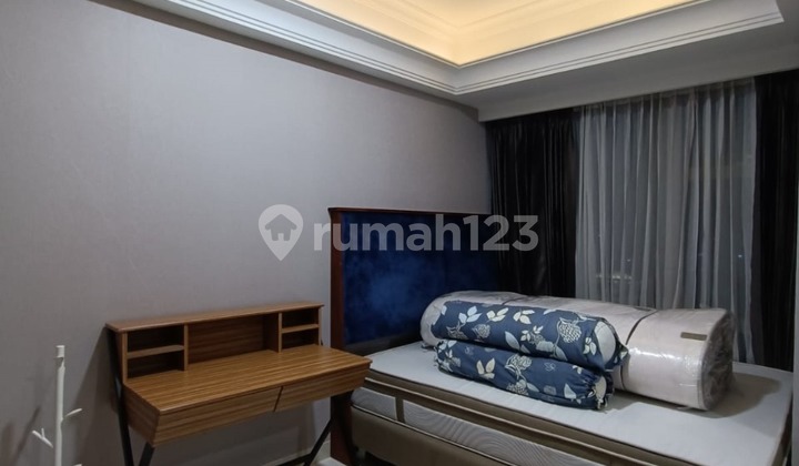 Lariz Mansion Pakuwon Mall # Private Lift Apartment 2