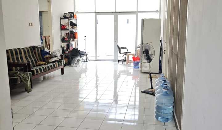 Rumah di Metro Permata 1, SHM, Uk. 10X20m, LB. 140M2, Barat 2