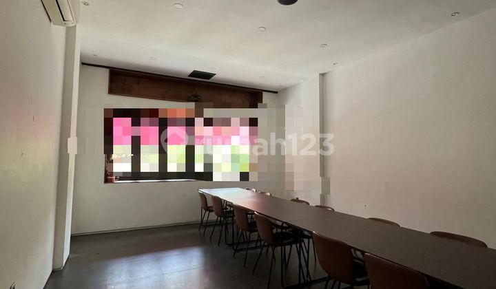 Ruko di Green Lake City, SHM, Uk.4.5x15m, Sudah Renovasi