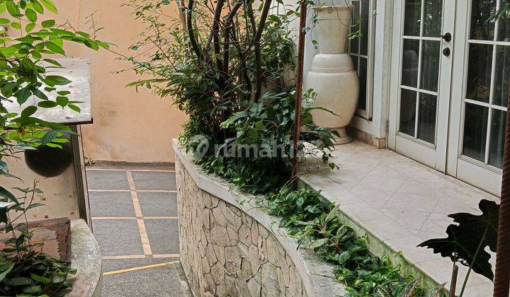 Di Jual Rumah Mewah Mega Kuningan 1