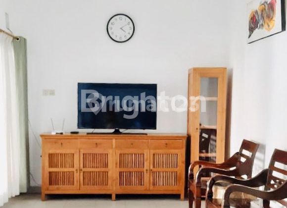 Beautiful 2-Story Fully Furnished House in Strategic Jimbaran Location – Move-In Ready! 2