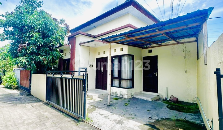 Disewakan Rumah, 1 Lantai 3Br di Kesiman Denpasar Timur Disewakan Rumah, 1 Lantai 3Br di Kesiman Denpasar Timur