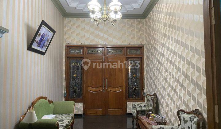 Rumah 2 Lantai Dekat Perkantoran Pemdangan Sawah Rumah Bagus SHM di Ngasem 2