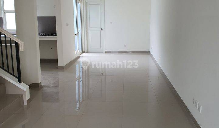 Disewakan Rumah Semi Furnished Murah di Suvarna Sutera | 3 KT 1