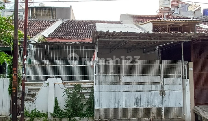 Dijual Rumah 2 Lantai di Duta Mas - Jelambar - Jakarta Barat Dijual Rumah 2 Lantai di Duta Mas - Jelambar - Jakarta Barat
