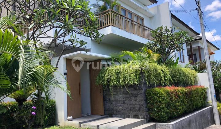 Disewakan Villa 3 Kamar Tidur berlokasi di Pererenan, Badung Disewakan Villa 3 Kamar Tidur berlokasi di Pererenan, Badung