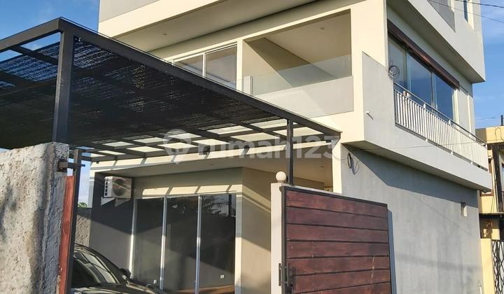 Butuh Uang Cepat, Dijual Villa di Tumbak Bayuh, Badung 150 m2 SHM Butuh Uang Cepat, Dijual Villa di Tumbak Bayuh, Badung 150 m2 SHM