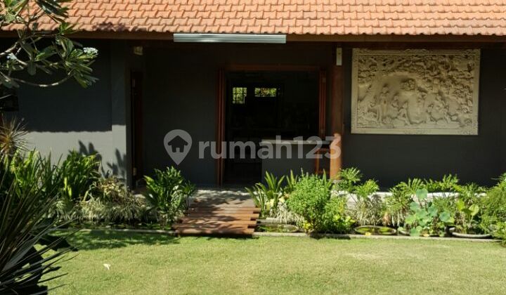 Dijual Villa di Umalas, Badung SHM 240 m2 Dijual Villa di Umalas, Badung SHM 240 m2