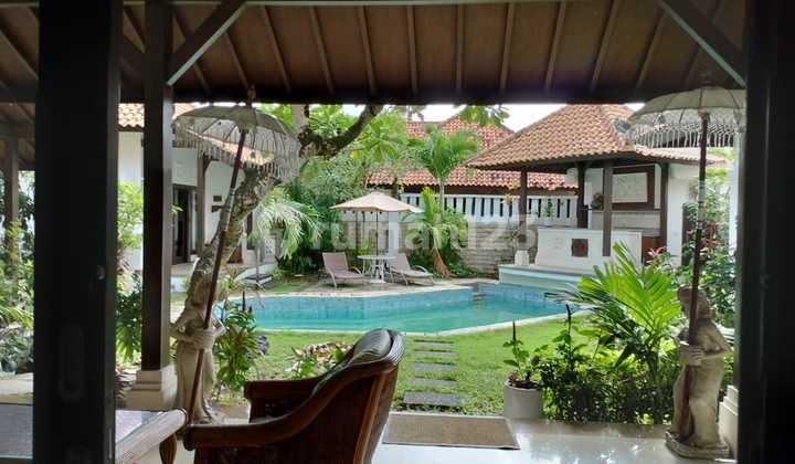 Villa, Dekat Tempat Wisata, tersedia Kolam Renang Pribadi Villa, Dekat Tempat Wisata, tersedia Kolam Renang Pribadi