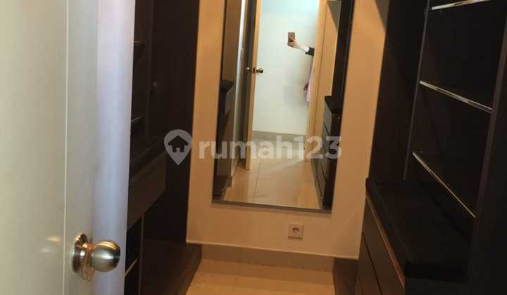 For Sale: Sahid Sudirman 2BR Furnished 84m² View Special 2