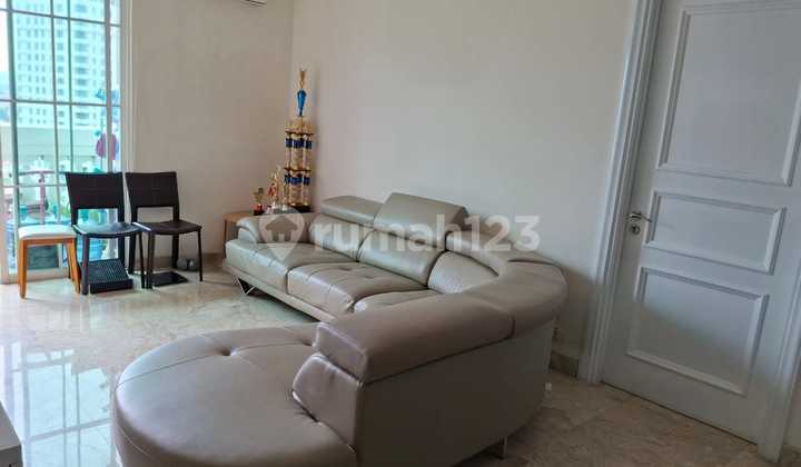 For Rent and Sale Bellezza 3BR 127m² Lt.18 + Private Lift 2