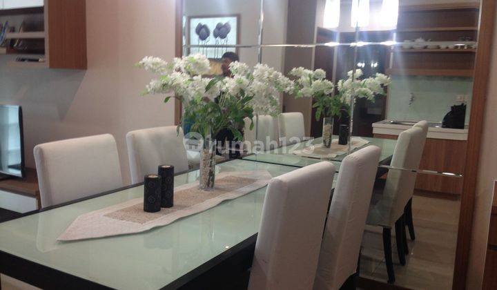 For Rent & Sale : 2BR Sahid Sudirman Residence – Furnished 1