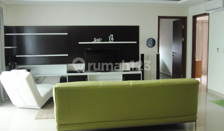 Dijual Unit  Sahid Sudirman Residence – 3BR + Maid View Mewah! 2