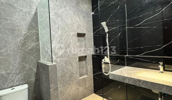 For Sale New Elite Cluster House in Pakuwon Indah, West Surabaya Luxurious 2