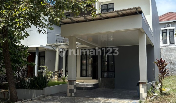 Disewakan Rumah Cluster Taman Simpruk Lippo Cikarang GDF35TS Disewakan Rumah Cluster Taman Simpruk Lippo Cikarang GDF35TS