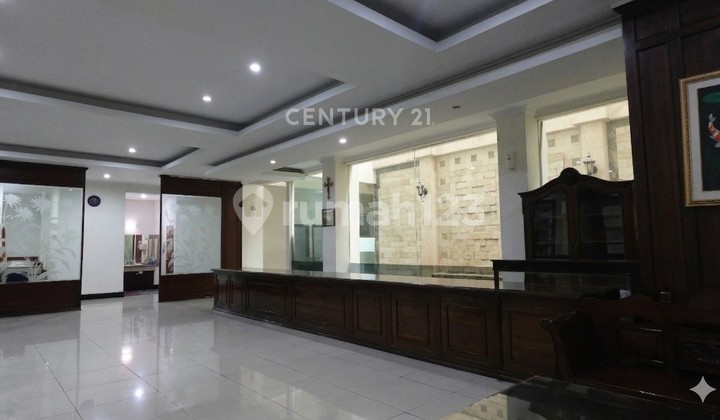 3-Story Building, 1400 Sq Meters, Supratman Cicadas, Suitable for Clinic. 3-Story Building, 1400 Sq Meters, Supratman Cicadas, Suitable for Clinic.