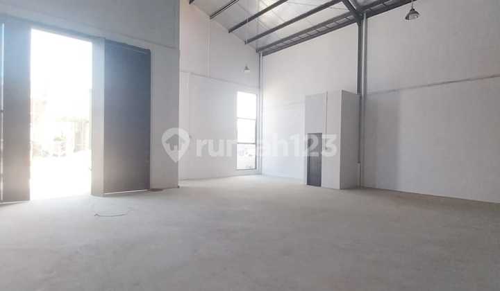 Gudang Berijin Industri Lokasi Dekat Tol Bebas Banjir Gudang Berijin Industri Lokasi Dekat Tol Bebas Banjir