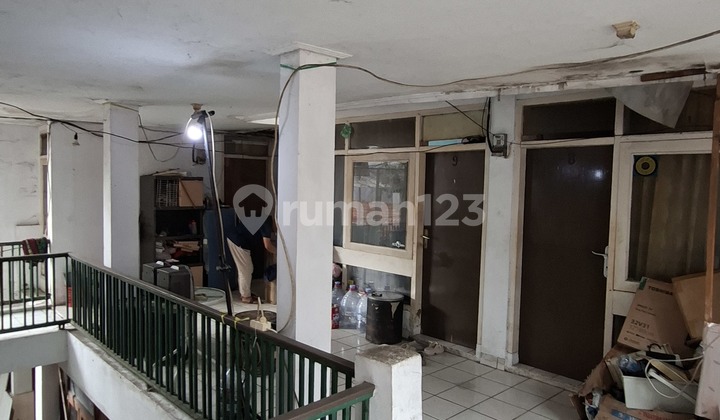 Lokasi Emas Buah Batu! Rumah Pinggir Jalan Utama, Cocok Banget Buat Kantor atau Cafe.